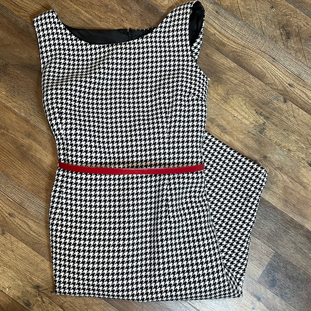 Kasper Women's Houndstooth Sleeveless Sheath Dress w/ Red Belt Size 16 - Picture 4 of 9